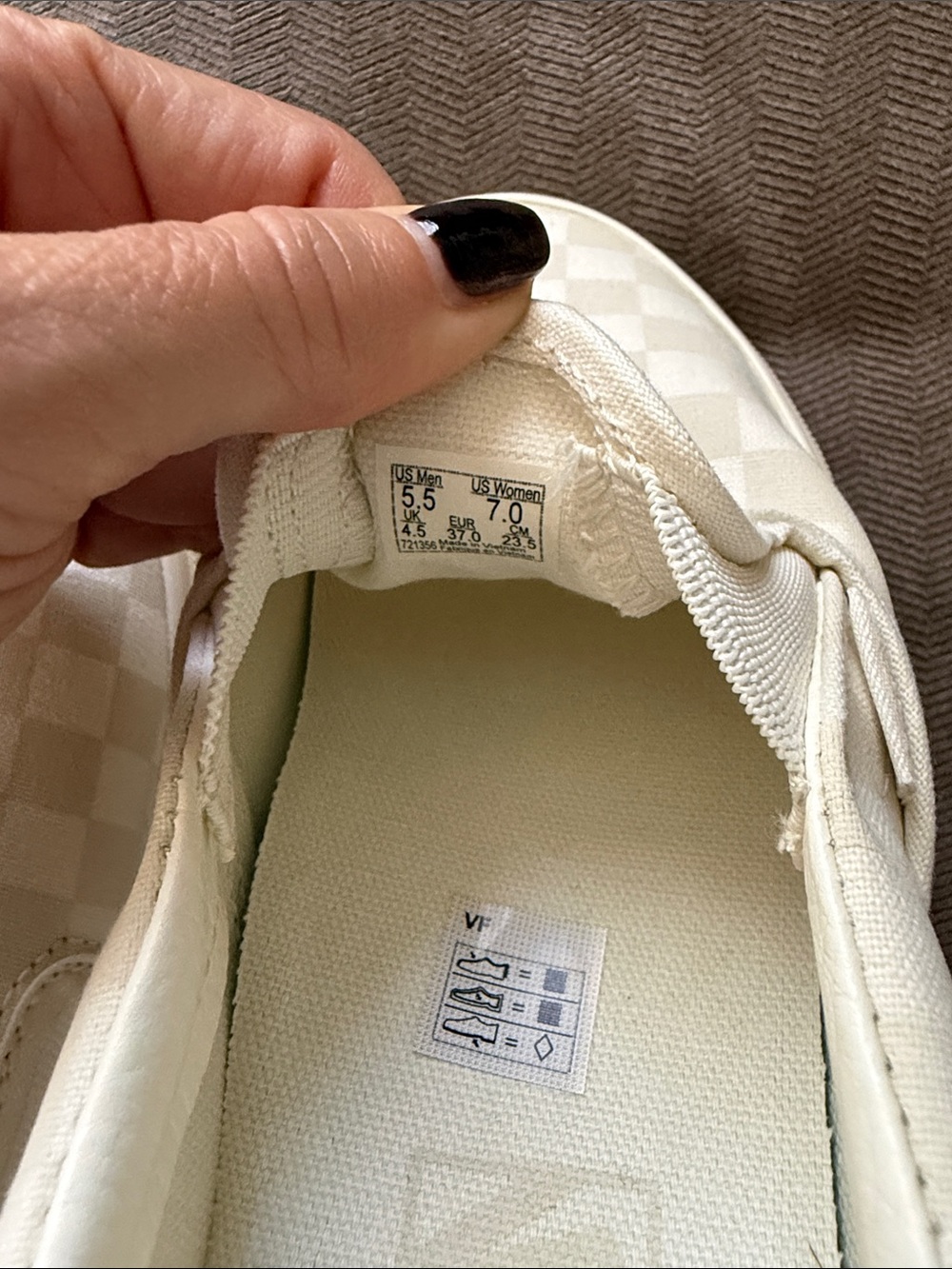 Vans Women’s Checkerboard Platform Slip-On Sneakers - NEW! - Picture 4 of 4